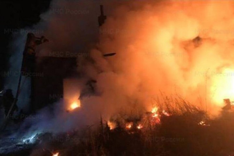 Жители Зиминского района и их щенок погибли на пожаре из-за матраса с подогревом ГУ МЧС по Иркутской области