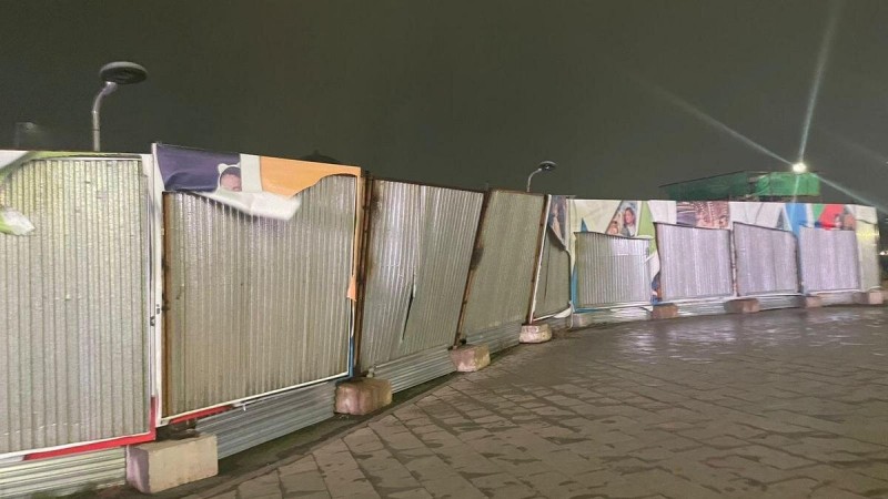 Металлический забор:пресс-служба акимата района Есиль города Астана